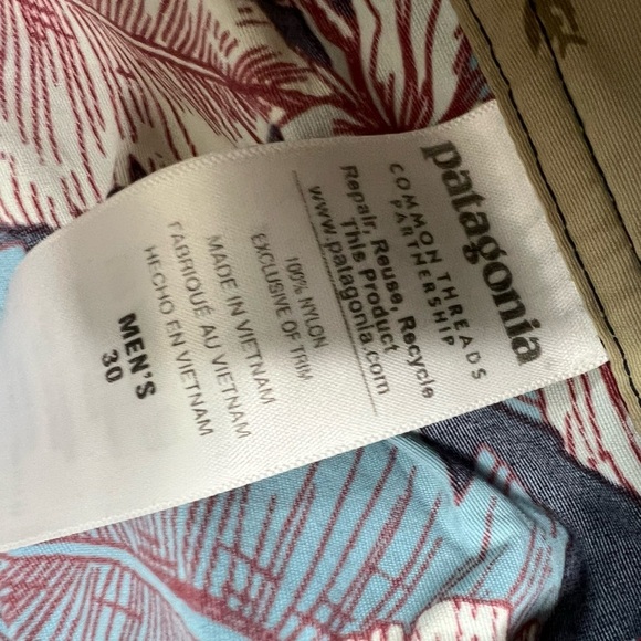 Patagonia Board Shorts Mens 30 Swim Trunks Drawstring Unlined 494 - Picture 4 of 4